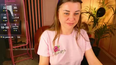 Snapshot of janne_fisher chatting on 05.20.26 Janne online show from 05.20.26