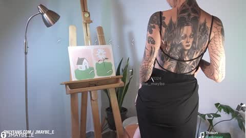 Snapshot of janne_maybe chatting on 12.23.24 jmaybe e online show from 12.23.24