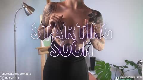 Snapshot of janne_maybe chatting on 02.19.25 jmaybe e online show from 02.19.25