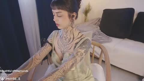 Snapshot of janne_maybe chatting on 10.09.25 jmaybe e online show from 10.09.25