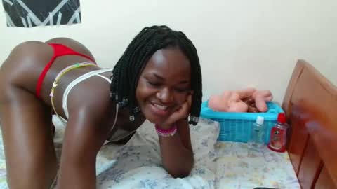 Snapshot of jannie_e chatting on 02.25.26 Jannie online show from 02.25.26