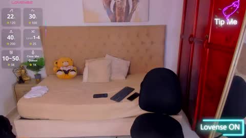 janomar01 online show from 10.13.25