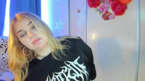 Snapshot of jansylines chatting on 02.10.25 JansyLines online show from 02.10.25