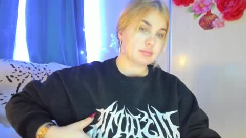 Snapshot of jansylines chatting on 02.10.25 JansyLines online show from 02.10.25