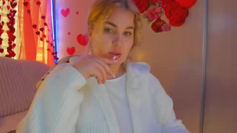 Snapshot of jansylines chatting on 02.22.25 JansyLines online show from 02.22.25