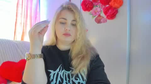 Snapshot of jansylines chatting on 03.11.25 JansyLines online show from 03.11.25