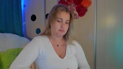 Snapshot of jansylines chatting on 09.08.25 JansyLines online show from 09.08.25