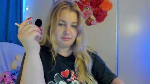 Snapshot of jansylines chatting on 09.24.25 JansyLines online show from 09.24.25