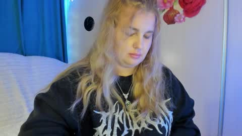 Snapshot of jansylines chatting on 10.02.25 JansyLines online show from 10.02.25