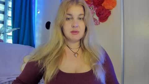 Snapshot of jansylines chatting on 10.15.25 JansyLines online show from 10.15.25