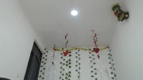 Monik online show from 02.23.25