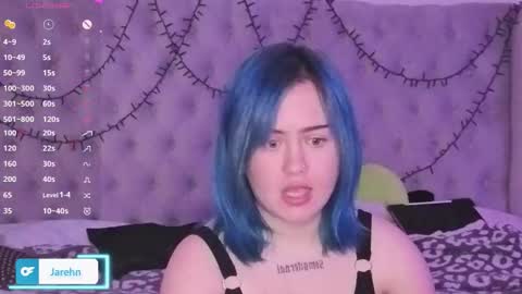 Snapshot of jarehn chatting on 11.05.25 Jaren online show from 11.05.25
