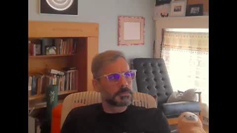 Snapshot of jareth_returns chatting on 01.10.25 jareth_returns online show from 01.10.25