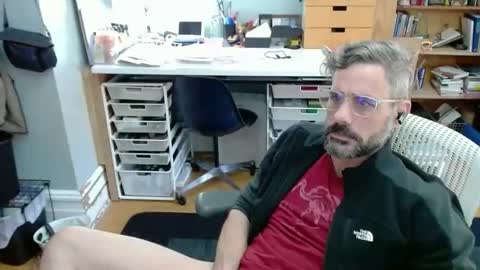 Snapshot of jareth_returns chatting on 10.26.25 jareth_returns online show from 10.26.25