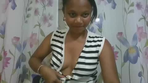 Snapshot of jarevava chatting on 02.24.26 Jarevava online show from 02.24.26