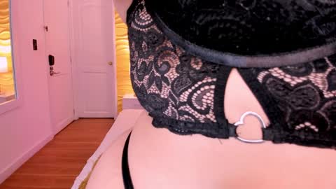 Jasmin Evans online show from 01.31.25