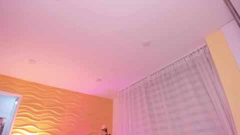 Jasmin Evans online show from 02.18.25