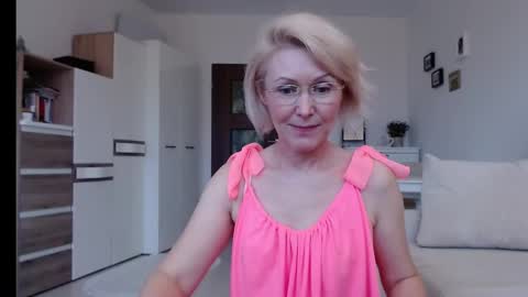 Jasmin room for people 40 online show from 01.18.25