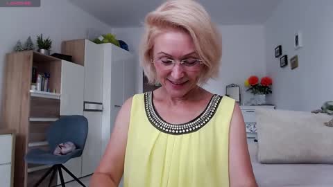 Jasmin room for people 40 online show from 09.10.25
