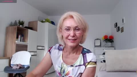 Jasmin room for people 40 online show from 09.12.25