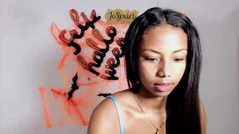 Snapshot of jasmin_brunette_ chatting on 10.07.25 Jasmin online show from 10.07.25