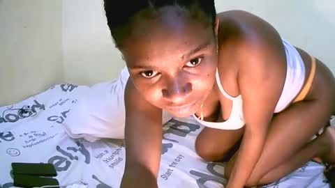 Snapshot of jasminah176750 chatting on 11.15.25 jasminah176750 online show from 11.15.25