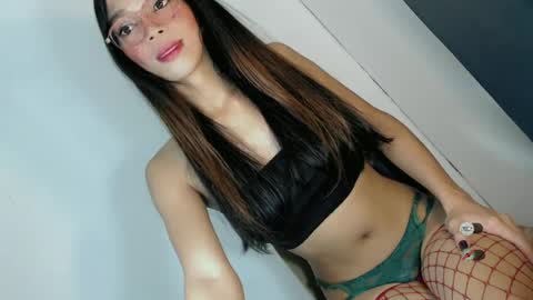 Snapshot of jasmine_on_live chatting on 06.18.26 CUTE JANNA online show from 06.18.26