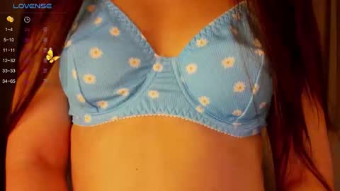 jasmine_wilson_ online show from 10.21.25