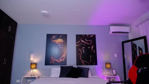 Instagram jasminecampbell1  online show from 02.10.26