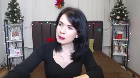 JasmineKouch online show from 12.22.24