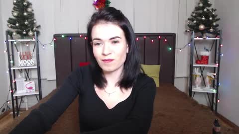 JasmineKouch online show from 12.23.24