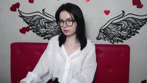 JasmineKouch online show from 03.09.25