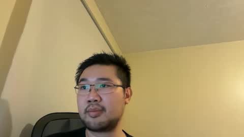 Snapshot of jasonryu2025 chatting on 12.18.25 Jason Ryu online show from 12.18.25