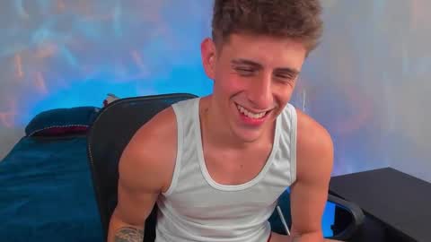 Snapshot of jasper__jones chatting on 10.16.25 JASPER JONES online show from 10.16.25