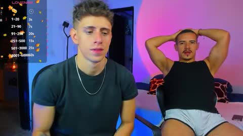 Snapshot of jasper__jones chatting on 11.08.25 JASPER JONES online show from 11.08.25