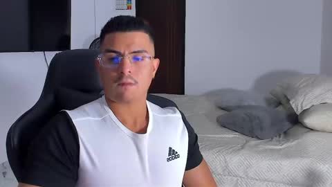 JBrooksXx online show from 01.09.25