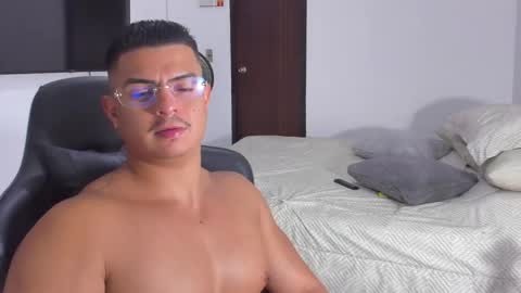 JBrooksXx online show from 01.10.25