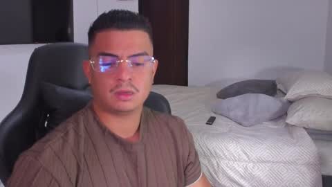 JBrooksXx online show from 01.10.25