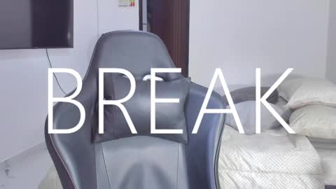 JBrooksXx online show from 01.10.25