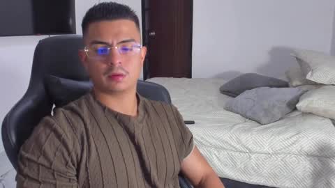 JBrooksXx online show from 01.11.25