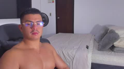 JBrooksXx online show from 01.15.25