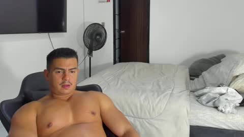 JBrooksXx online show from 01.16.25
