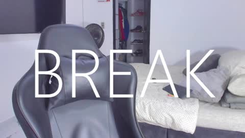 JBrooksXx online show from 01.20.25