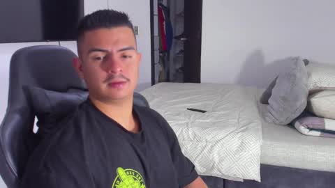 JBrooksXx online show from 01.20.25