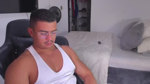 JBrooksXx online show from 01.22.25