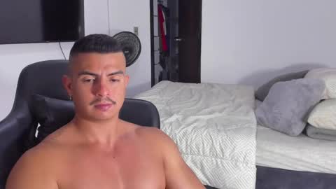 JBrooksXx online show from 01.26.25