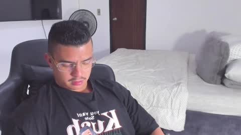 JBrooksXx online show from 01.31.25