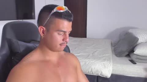 JBrooksXx online show from 02.01.25