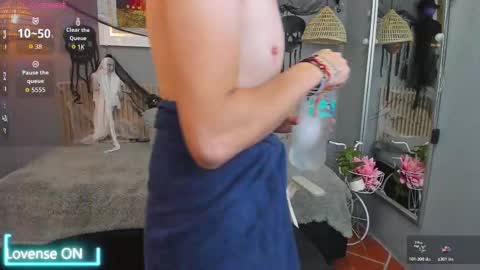 jasperjohnson online show from 10.28.25