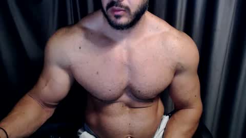 Snapshot of jasphermscl chatting on 11.08.25 JaspherMscl online show from 11.08.25